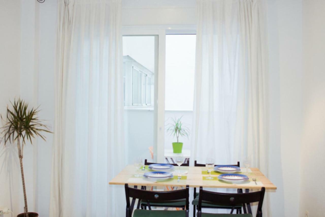 Apartamento Juan De Herrera Malaga Bagian luar foto